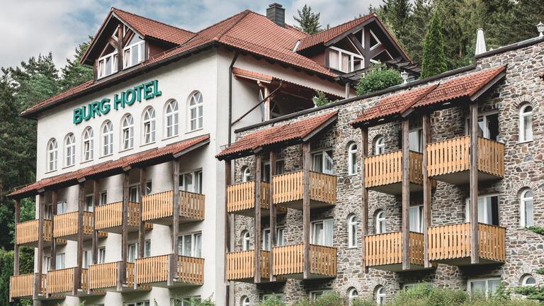 Eigene Anreise Bayerischer Wald - Neukirchen beim Heiligen Blut: Erholungsurlaub im Burghotel am Hohen Bogen