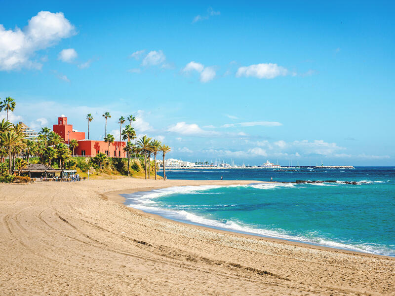 Flugreisen Spanien – Costa del Sol: Langzeitbadeurlaub im Hotel Benalmádena Palace in Benalmádena 15-, 22-, 29-, 36-, bzw. 43-tägig inkl. Flüge 4-
