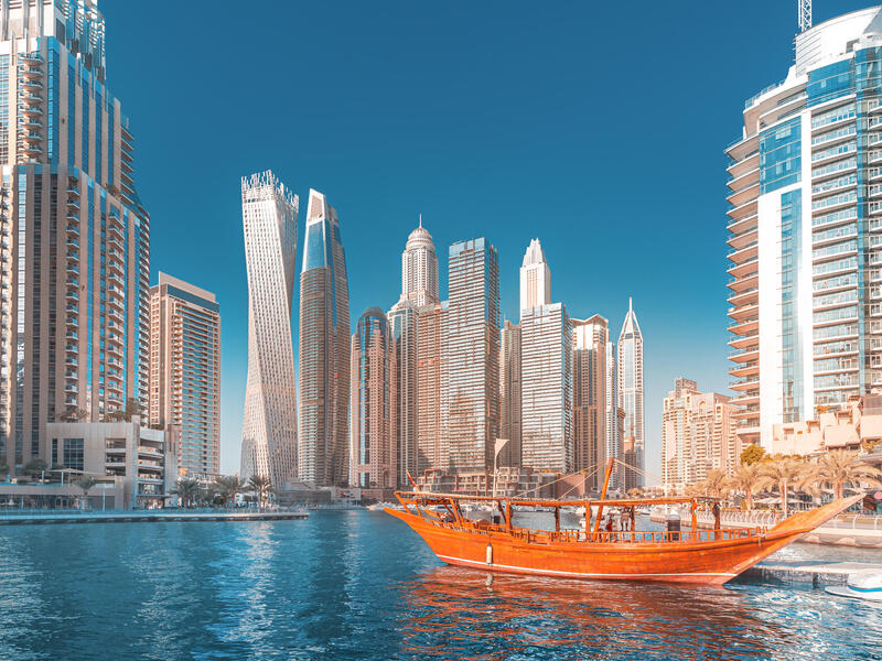 Kombinationsreisen Oman & Vereinigte Arabische Emirate: Oman Rundreise & Kreuzfahrt mit Celestyal Discovery ab/an Abu Dhabi 15-tägig inkl. Flüge 3-/