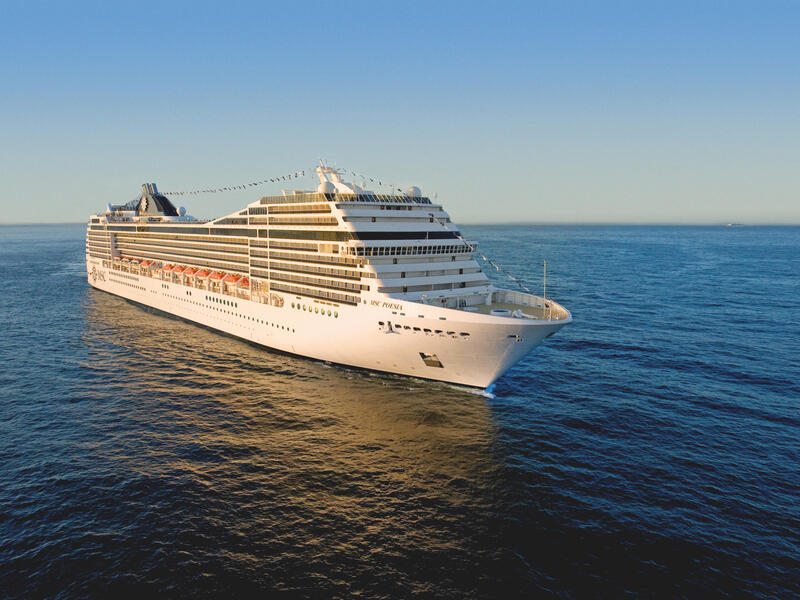 Kreuzfahrten Ärmelkanal: Kreuzfahrt mit MSC Poesia ab/an Hamburg 7 Nächte Premium-Schiff MSC Poesia mit Vollpension Inkl. All Inclusive-Getränkepak