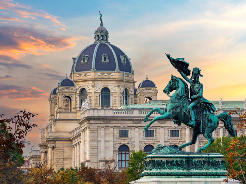 Donau: Kurz-Flusskreuzfahrt mit A-ROSA BELLA ab/an Passau 4 Nächte Premium-Plus-Schiff mit VollpensionPlus Kaiserstadt Wien entdecken Donau: Kurz-Flusskreuzfahrt mit A-ROSA BELLA ab/an Passau 4 Nächte Premium-Plus-Schiff mit VollpensionPlus Kaiserstadt Wien entdecken