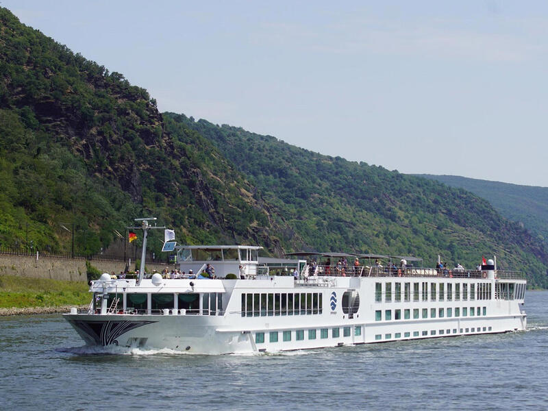 Kreuzfahrten Donau: Flusskreuzfahrt mit MS COMPASS EMPRESS ab/an Passau 7 Nächte Premium-Boutique-Schiff mit All Inclusive All Inclusive-Getränkepak