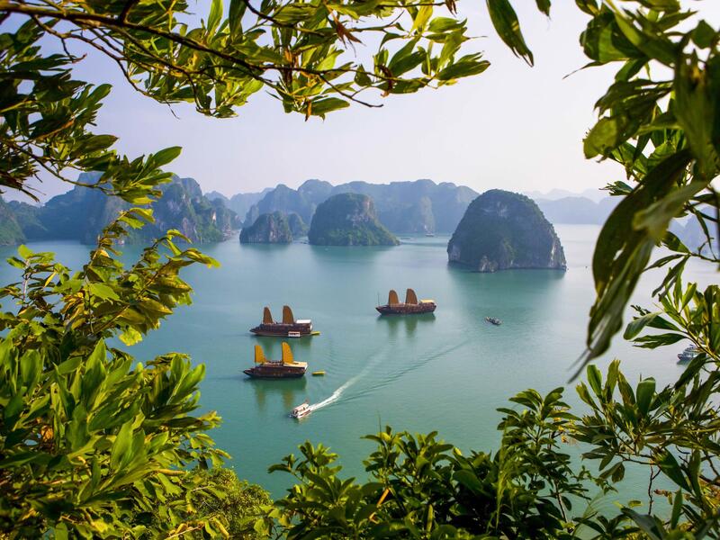 Erlebnisreisen Vietnam: Von der Dschunke ins Dschungelgrün 15-tägig inkl. Flüge 3-/4-Sterne-Hotels/Dschunke/Privatunterkünfte mit Verpflegung Inkl