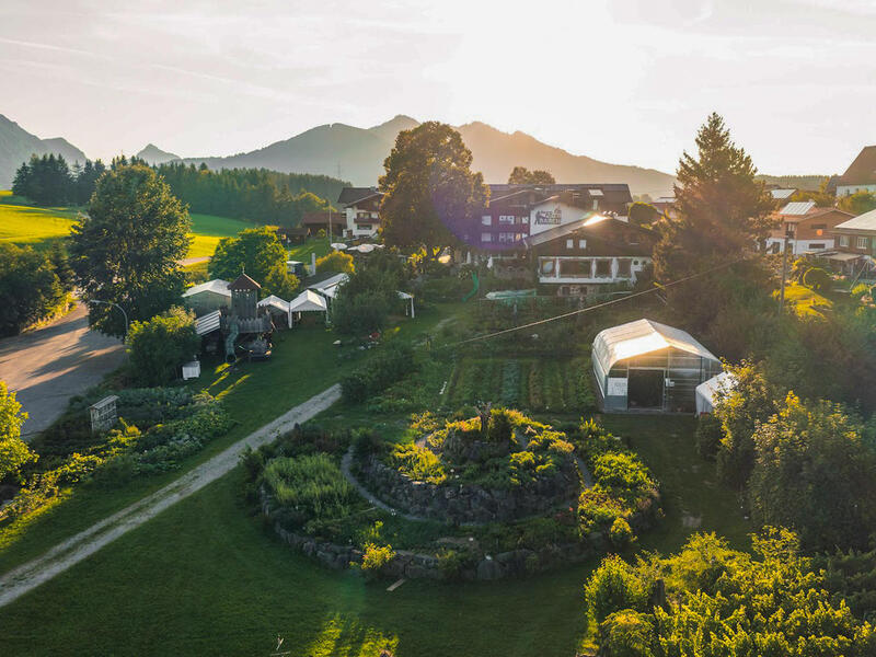 Eigene Anreise Allgäu – Eisenberg: Erholungsurlaub im Der Bären im Allgäu 2, 5 bzw. 7 Nächte 3-Sterne-Hotel mit Vollpension Inkl. täglicher Nutzu