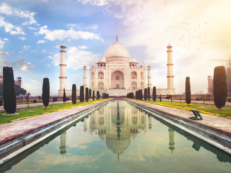 Rundreisen Indien & Nepal: Zwischen Maharadschas, Tempeln und Gewürzen 16-tägig inkl. Flüge Mittelklassehotels mit Verpflegung Inkl. Ausflüge & Ei