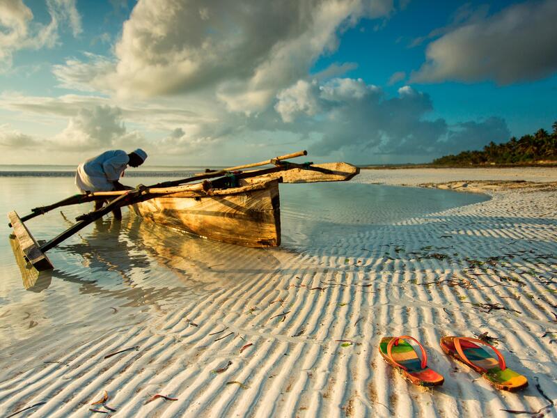 Rundreisen Sansibar & Tansania: Inselträume und Safariabenteuer in Ostafrika 16-tägig inkl. Flüge 4-Sterne-Hotel mit All Inclusive / 3-Sterne-Komfo
