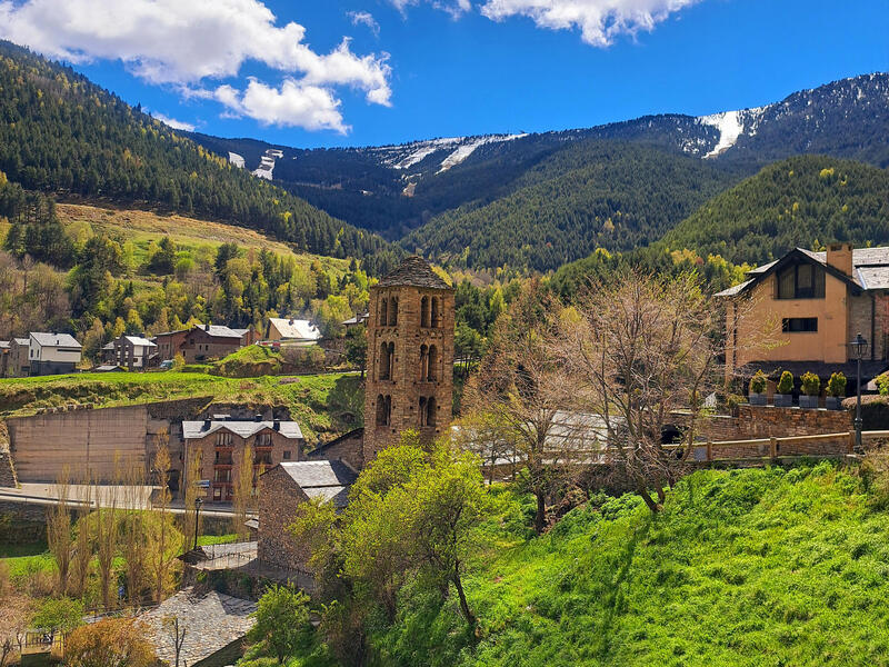 Rundreisen Andorra – Spanien – Frankreich: Uralte Bergdörfer, stille Pfade und echte Pyrenäen-Magie 8-tägig inkl. Flüge 4-Sterne-Hotel mit Frühst Rundreisen Andorra – Spanien – Frankreich: Uralte Bergdörfer, stille Pfade und echte Pyrenäen-Magie 8-tägig inkl. Flüge 4-Sterne-Hotel mit Frühst