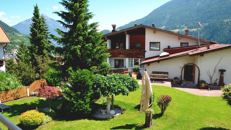 Eigene Anreise Österreich/Tirol - Pitztal: Wohlfühlurlaub im 4-Sterne Alpina Resort Nature & Wellness in Wenns