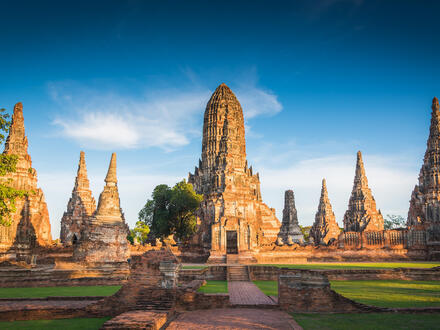 Rundreisen Thailand: Von Tempelschätzen zu Traumstränden im Centara Life Cha Am Beach Resort