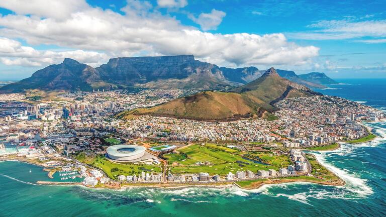 Kreuzfahrten Afrika: Kreuzfahrt mit AIDAprima ab Kapstadt/Gran Canaria an Gran Canaria/Kapstadt inkl. Vor- bzw. Nachprogramm in Kapstadt