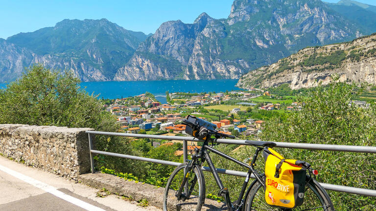 Eigene Anreise Italien - Gardasee: Radtour rund um den Gardasee