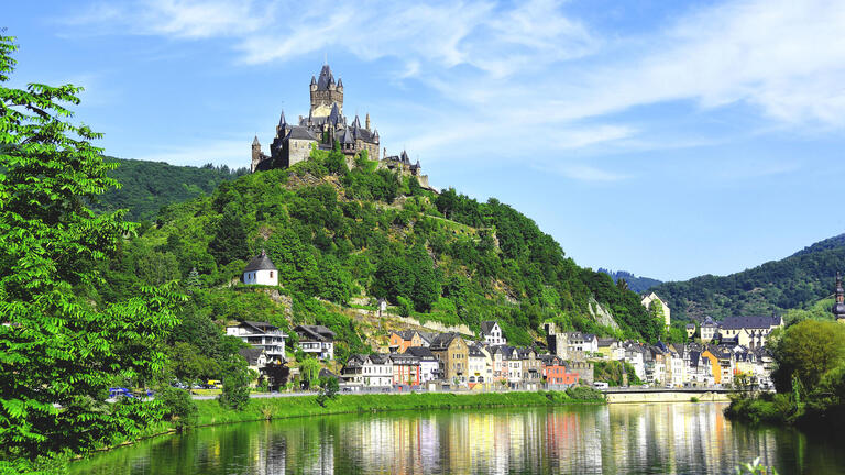 Kreuzfahrten Mosel, Saar & Rhein: Flusskreuzfahrt mit MS COMPASS OPERA ab/an Köln