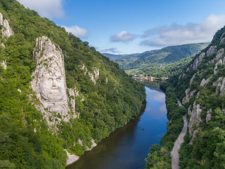 Kreuzfahrten Donau: Flusskreuzfahrt mit DCS Amethyst 1 ab/an Passau inkl. VorÃ¼bernachtung