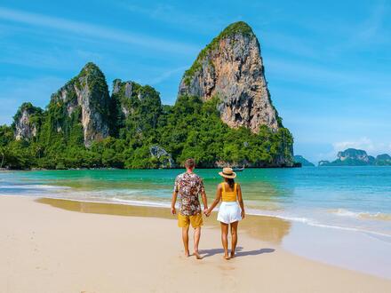 17 Tage Rundreisen Thailand: Smaragdgrüne Seen, weiße Strände & bunte Märkte entdecken