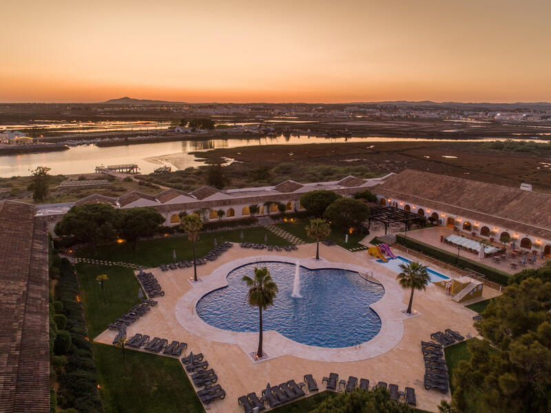Rundreisen Portugal – Algarve: Zwischen Küstenpfaden und Meeresrauschen ankommen 12-tägig inkl. Flüge 3-/4-Sterne-Hotels mit Frühstück Inkl. 5 in