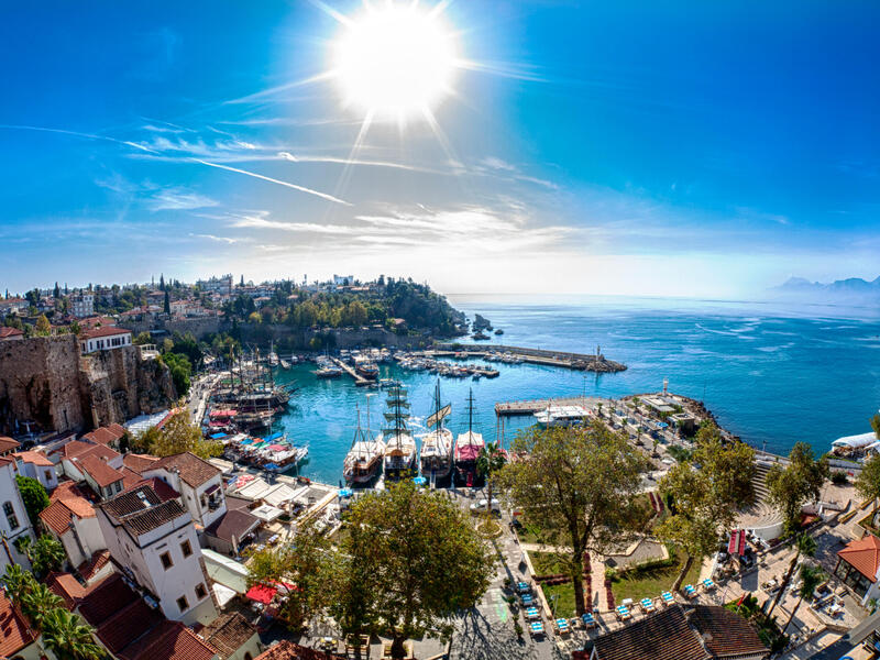 Rundreisen Türkei – Kappadokien: Zwischen Felslandschaften und Meer 15-tägig inkl. Flüge 4-Sterne-Hotels mit Halbpension / 5-Sterne-Hotel mit All I