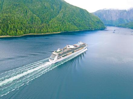 Kreuzfahrten Kanada & Alaska: Kreuzfahrt mit der Serenade of the Seas ab/an Vancouver inkl. Kanada-Rundreise