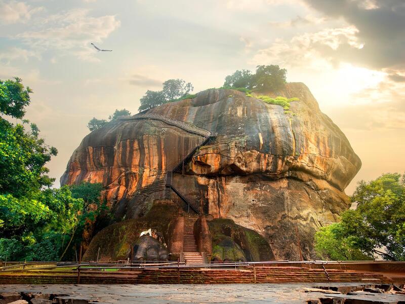 Rundreisen Sri Lanka & Malediven: Zwischen Buddha und türkisblauen Wellen 15-tägig inkl. Flüge 3.5-/4-Sterne-Hotels mit Verpflegung / 4-Sterne-Hote