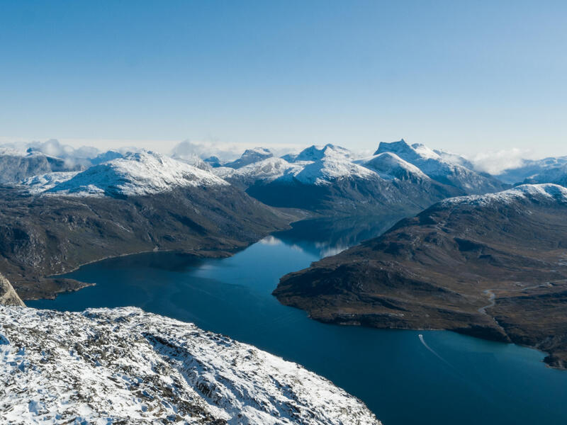 Kreuzfahrten Island, Grönland, Schottland & Färöer: Kreuzfahrt mit MS Hamburg von Hamburg bis Kangerlussuaq 19-tägig inkl. Rückflug Premium-Schif