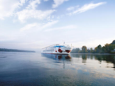 Kreuzfahrten Donau: Flusskreuzfahrt mit A-ROSA FLORA ab/an Passau