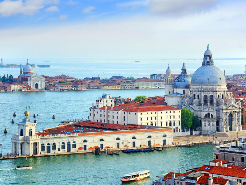 Italien & Adria - Mini-Kreuzfahrt mit Costa Deliziosa von Civitavecchia bis Venedig inkl. Rom- & Venedig-Städteprogramm