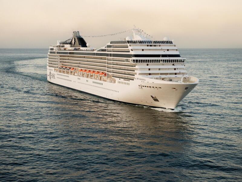 Weltkreuzfahrt - mit der MSC Magnifica ab/an Barcelona