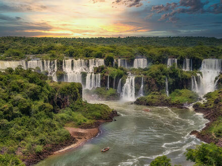 1 Woche Rundreisen Brasilien: Von tropischen Wasserfällen bis tief in das Herz des Amazonas 1 Woche Rundreisen Brasilien: Von tropischen Wasserfällen bis tief in das Herz des Amazonas